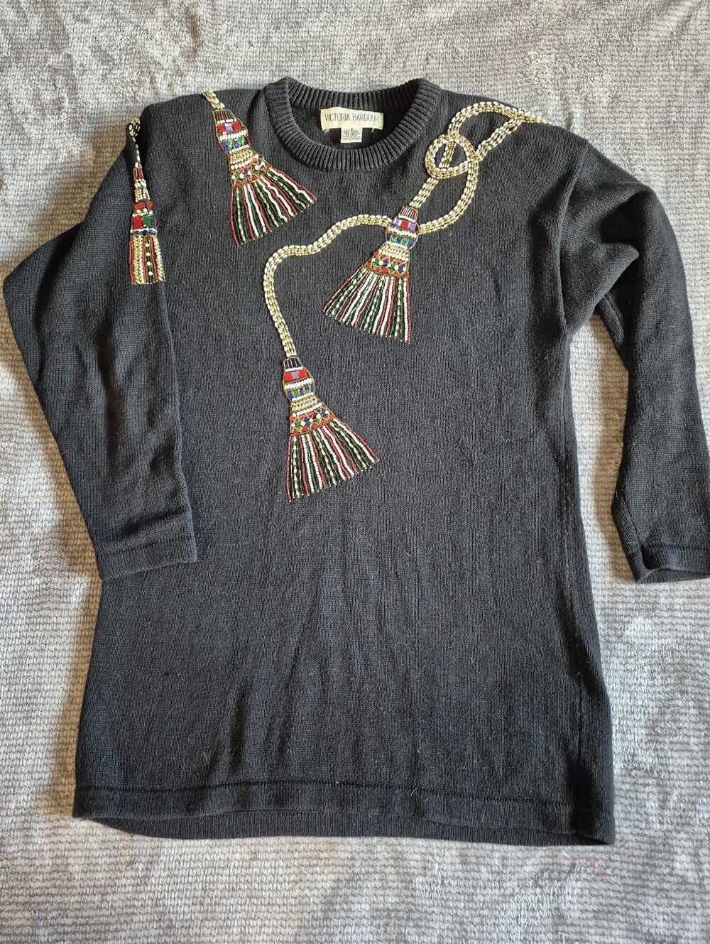 Victoria Harbour Black Beads Tassel Crew Neck Long Sleeve Pullover Sweater Tunic